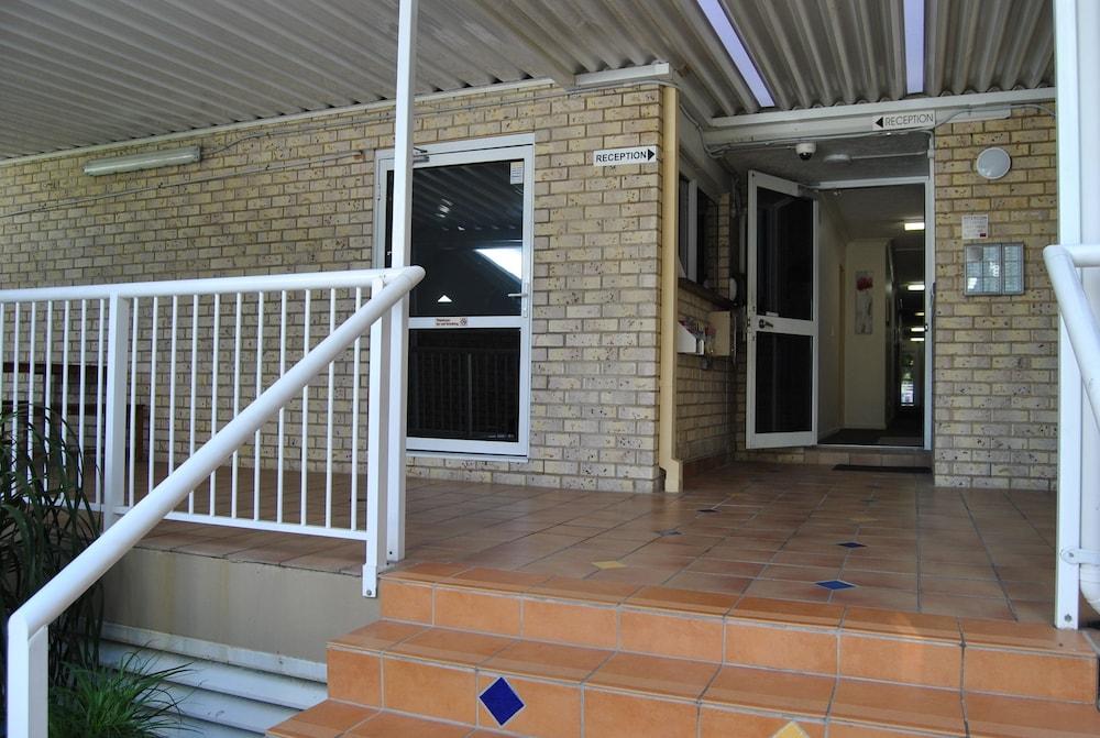 Budds Beach Apartments Surfers Paradise Bagian luar foto