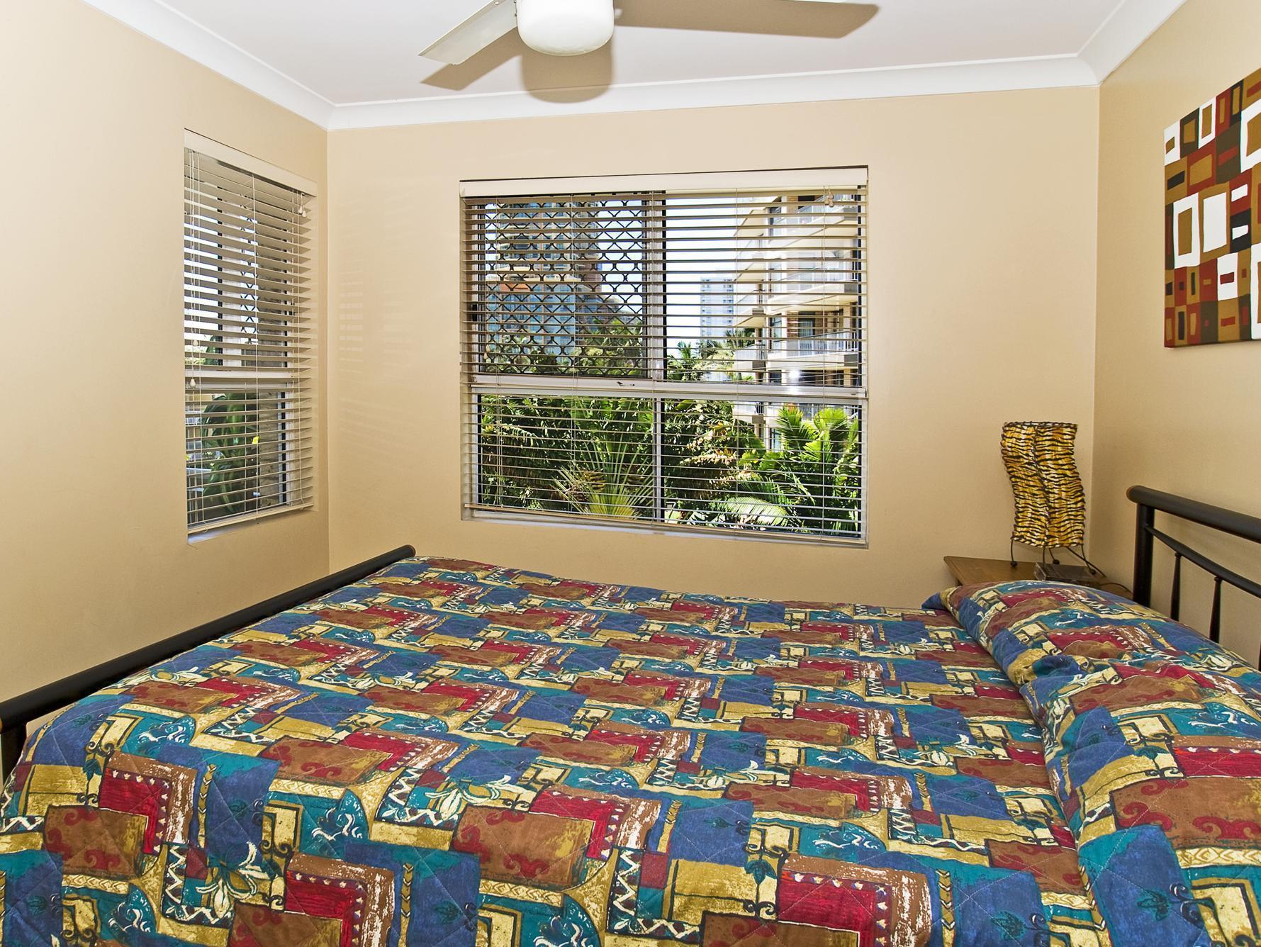 Budds Beach Apartments Surfers Paradise Bagian luar foto