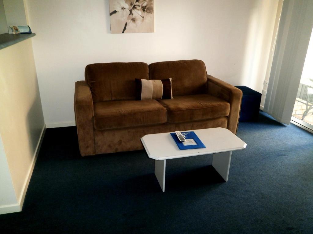 Budds Beach Apartments Surfers Paradise Ruang foto