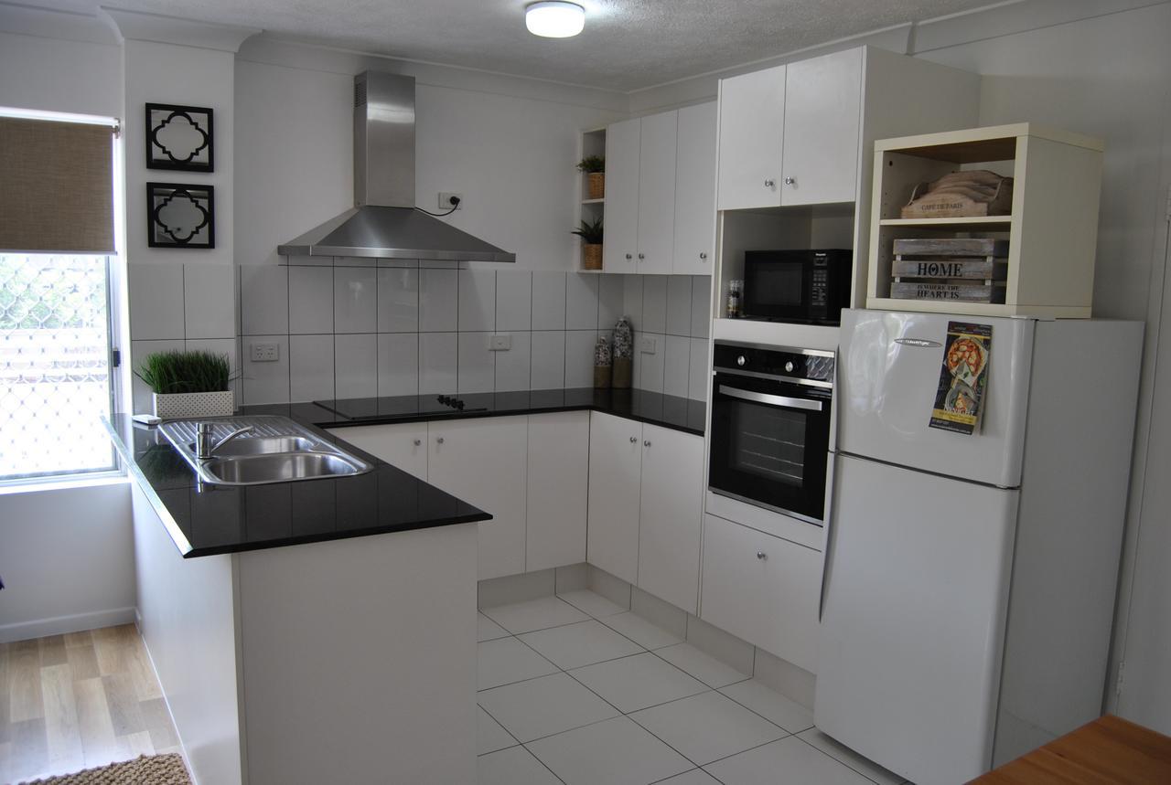 Budds Beach Apartments Surfers Paradise Bagian luar foto