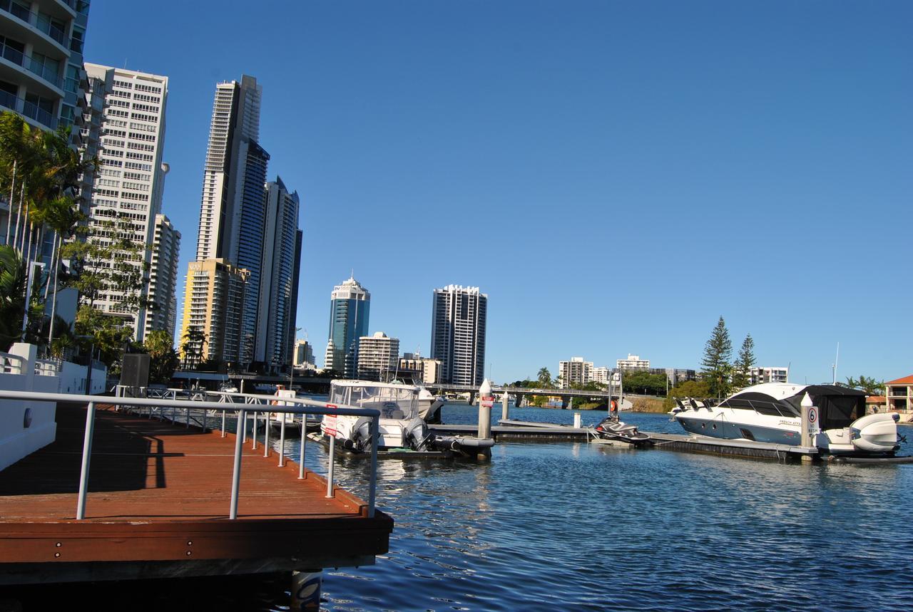 Budds Beach Apartments Surfers Paradise Bagian luar foto