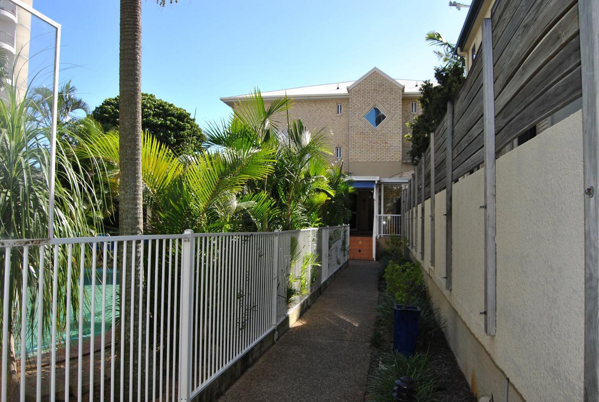 Budds Beach Apartments Surfers Paradise Bagian luar foto
